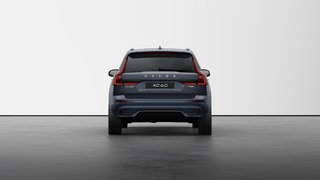 Volvo XC60 HYBRIDE RECHARGEABLE PLUS VERSION FONCÉE 2025 à Laval, Québec - 4 - w320h240px