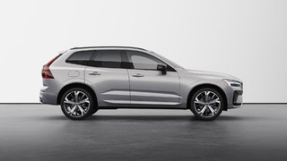 2025 Volvo XC60 HYBRIDE RECHARGEABLE ULTRA VERSION FONCÉE in Laval, Quebec - 5 - w320h240px