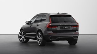 2025 Volvo XC60 HYBRIDE RECHARGEABLE ULTRA VERSION FONCÉE I4 turbo de 2 L à injection directe avec moteur électrique All Wheel Drive