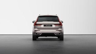 Volvo XC60 HYBRIDE RECHARGEABLE ULTRA VERSION FONCÉE 2025 à Laval, Québec - 4 - w320h240px