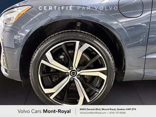 Volvo XC60 Plug-In Hybrid Ultra Dark Theme T8 2025 à Brossard, Québec - 6 - w320h240px