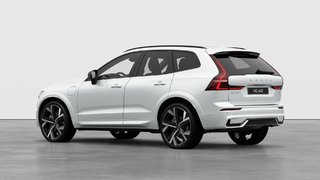 2026 Volvo XC60 PLUG-IN HYBRID ULTRA DARK THEME in Laval, Quebec - 2 - w320h240px