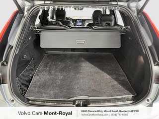 Volvo XC60 R-Design Plug-In Hybrid T8 2021 à Brossard, Québec - 5 - w320h240px