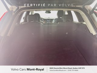2023 Volvo XC60 Ultimate Dark Theme in Laval, Quebec - 6 - w320h240px