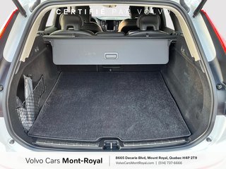 Volvo XC60 Ultimate Dark Theme 2024 à Laval, Québec - 5 - w320h240px