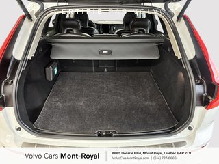 Volvo XC60 Core Dark Theme 2024 à Brossard, Québec - 5 - w320h240px