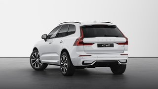 2025 Volvo XC60 PLUS VERSION FONCÉE I4 turbo de 2 L à injection directe -comprend : générateur-démarreur intégré de 11,4 ch All Wheel Drive