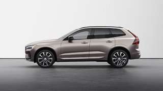2025 Volvo XC60 PLUS VERSION FONCÉE in Laval, Quebec - 6 - w320h240px