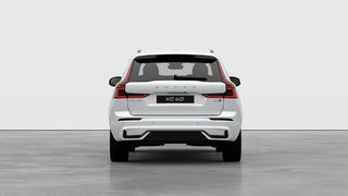 2027 Volvo XC60 Ultra (Dark Theme) in Laval, Quebec - 6 - w320h240px
