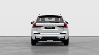 Volvo XC60 PLUS DARK THEME 2027 à Laval, Québec - 6 - w320h240px
