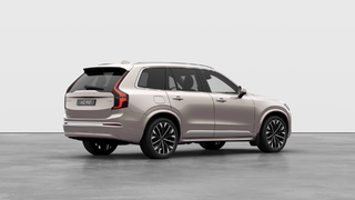 2025 Volvo XC90 HYBRIDE RECHARGEABLE PLUS VERSION LUSTRÉE in Laval, Quebec - 4 - w320h240px