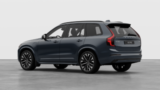 2026 Volvo XC90 HYBRIDE RECHARGEABLE PLUS VERSION FONCÉE in Laval, Quebec - 2 - w320h240px