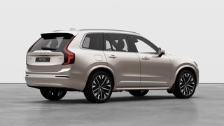 Volvo XC90 Plug-in hybrid Ultra 7-Seater (Bright Theme) 2027 à Laval, Québec - 4 - w320h240px