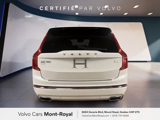 Volvo XC90 Inscription Plug-In Hybrid T8 Moteur à 4 cylindres 2.0l 4 roues motrices 2021