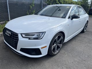 Audi A4 2.0T Progressiv quattro 7sp S tronic Moteur à 4 cylindres 2.0l 4 roues motrices 2019