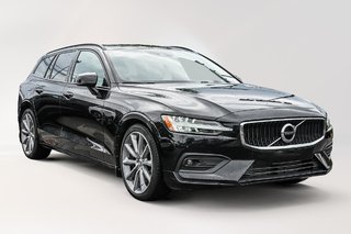 2021 Volvo V60 T6 AWD Momentum 4 Cylinder Engine 2.0L/120CI All Wheel Drive
