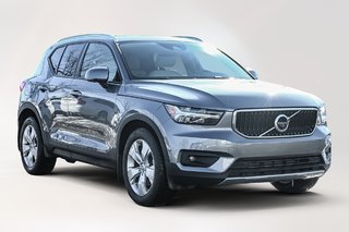 2019 Volvo XC40 T5 AWD Momentum 4 Cylinder Engine 2.0L/120CI All Wheel Drive