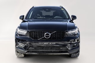 2022 Volvo XC40 T5 AWD R-Design 4 Cylinder Engine 2.0L/120CI All Wheel Drive