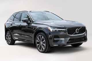 Volvo XC60 B6 AWD Momentum Moteur à 4 cylindres 2.0l 4 roues motrices 2022