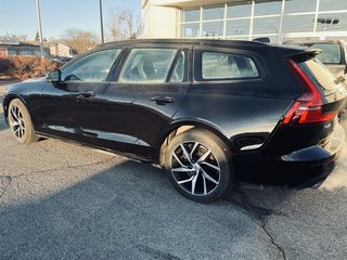 Volvo V60 T6 AWD Momentum  4 roues motrices 2020