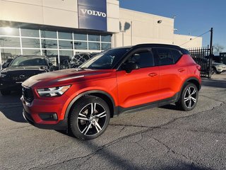 2020  XC40 T5 AWD R-Design in Laval, Quebec - 2 - w320h240px