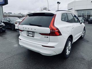 Volvo XC60 B5 AWD Momentum Moteur à 4 cylindres 2.0l 4 roues motrices 2022