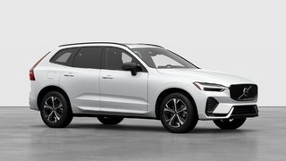 2026 Volvo XC60 B5 AWD Core Dark Theme