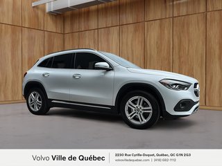Mercedes-Benz GLA GLA 250 Moteur à 4 cylindres 2.0l 4 roues motrices 2022