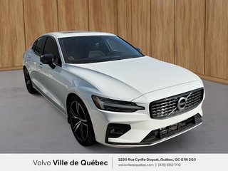 2021 Volvo S60 R-Design T5 AWD 4 Cylinder Engine 2.0L/120CI All Wheel Drive