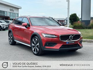 Volvo V60 Cross Country Ultimate Moteur à 4 cylindres 2.0l 4 roues motrices 2024