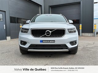 Volvo XC40 Momentum Moteur à 4 cylindres 2.0l 4 roues motrices 2020