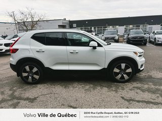 2021 Volvo XC40 T5 AWD Momentum - Premium - Climat 4 Cylinder Engine All Wheel Drive
