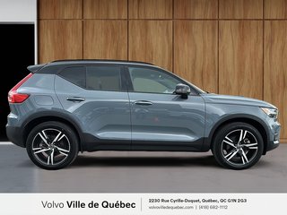 Volvo XC40 R-Design Moteur à 4 cylindres 2.0L/120CI 4 roues motrices 2022