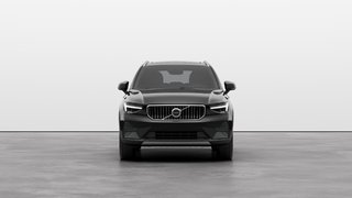 2025 Volvo XC40 CORE BRIGHT THEME 2.0L I4 Direct-Injected Turbocharged -inc: Integrated Starter Generator (ISG) All Wheel Drive
