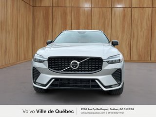 Volvo XC60 R-Design Moteur à 4 cylindres 2.0l 4 roues motrices 2022