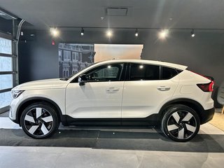 2023  C40 Recharge TWIN Ultimate - Dark in Laval, Quebec - 3 - w320h240px