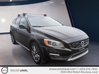 Volvo V60 Cross Country T5 AWD Premier Moteur à 4 cylindres 2.0l 4 roues motrices 2017