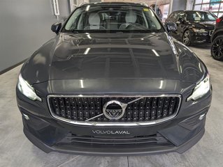 Volvo V60 Cross Country T5 AWD Moteur à 4 cylindres 4 roues motrices 2019