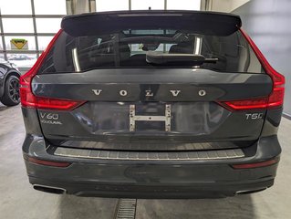 2019  V60 Cross Country T5 AWD in Laval, Quebec - 2 - w320h240px