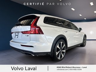 2021 Volvo V60 Cross Country T5 AWD in Laval, Quebec - 4 - w320h240px