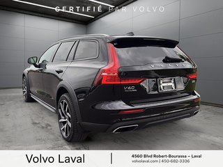 Volvo V60 Cross Country BASE 2022 à Laval, Québec - 4 - w320h240px