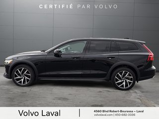 Volvo V60 Cross Country BASE 2022 à Laval, Québec - 5 - w320h240px