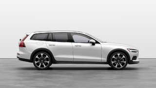Volvo V60 Cross Country Ultra 2026 à Laval, Québec - 5 - w320h240px