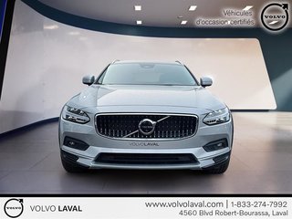 Volvo V90 Cross Country B6 AWD Plus Moteur à 4 cylindres 2.0l 4 roues motrices 2023