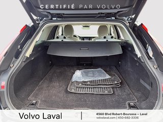 Volvo V90 Cross Country Ultimate 2023 à Laval, Québec - 6 - w320h240px
