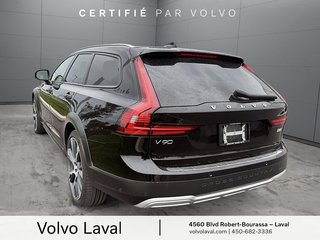 Volvo V90 Cross Country Ultimate 2024 à Laval, Québec - 4 - w320h240px