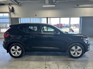 2020  XC40 T5 AWD Momentum in Laval, Quebec - 6 - w320h240px