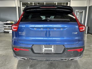 2020  XC40 T5 AWD R-Design in Laval, Quebec - 4 - w320h240px