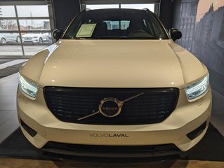 2021  XC40 T5 AWD R-Design in Laval, Quebec - 4 - w320h240px