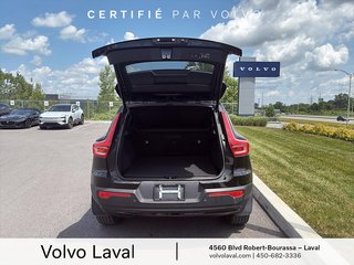 Volvo XC40 R-Design 2022 à Laval, Québec - 6 - w320h240px